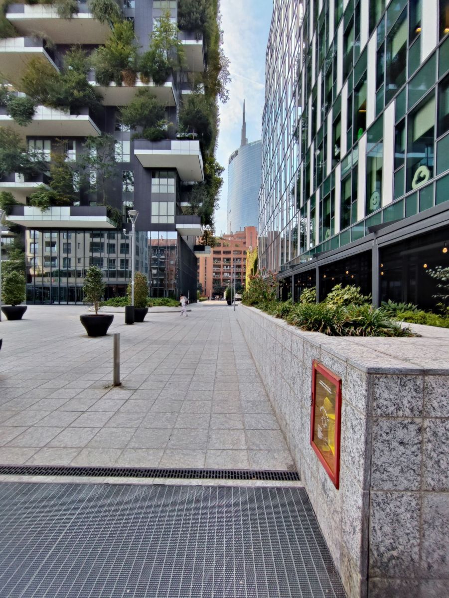 Ultragrandangolare Ultragrandangolare