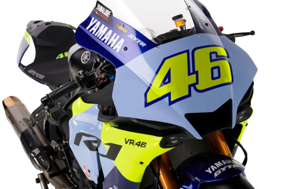 amaha R1 valentino rossi preview