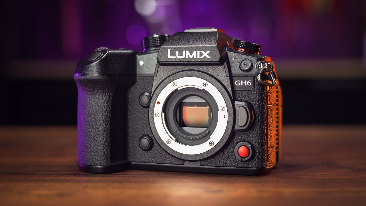 Panasonic: the new LUMIX GH6 is available