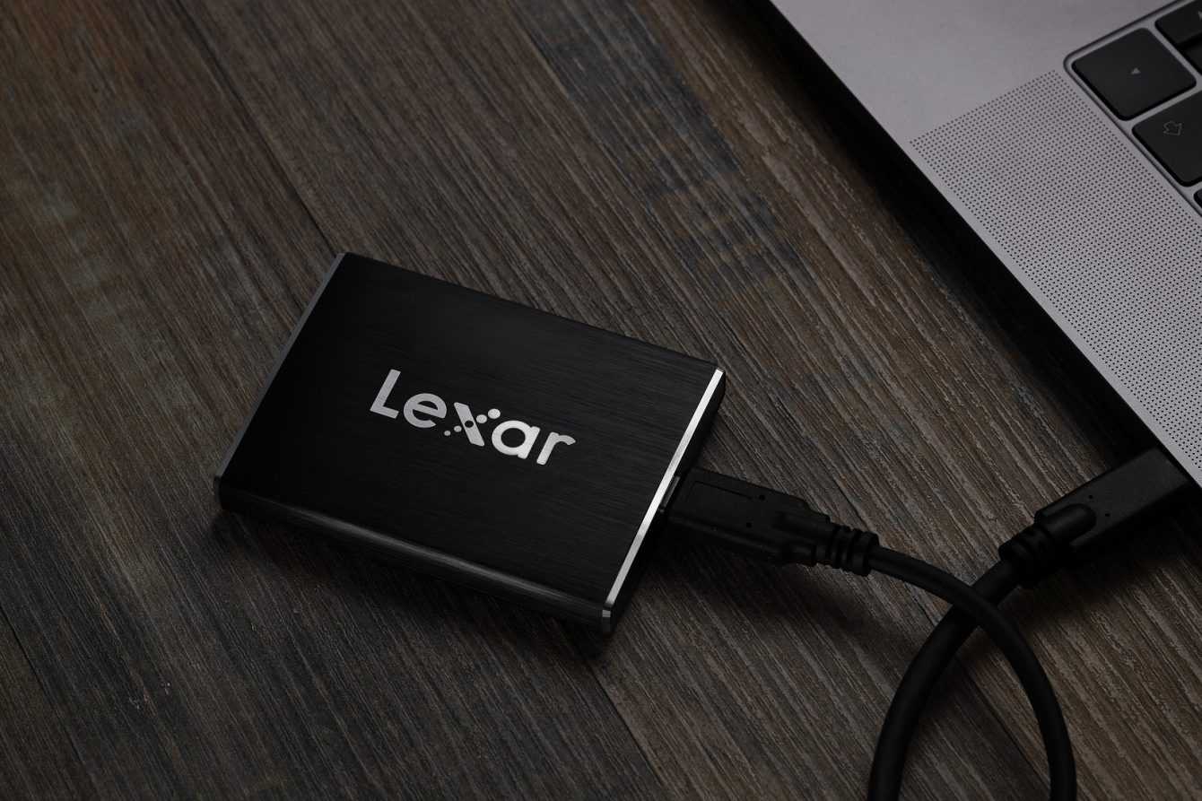 Lexar SL100 Pro: the SSD designed for professionals