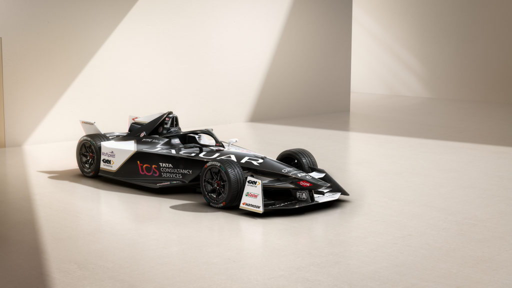 JAGUAR TCS RACING presents the new I-TYPE 6: fully electric and more advanced than ever