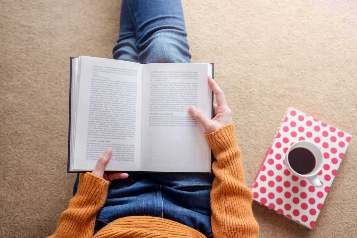 6 essential items for book lovers