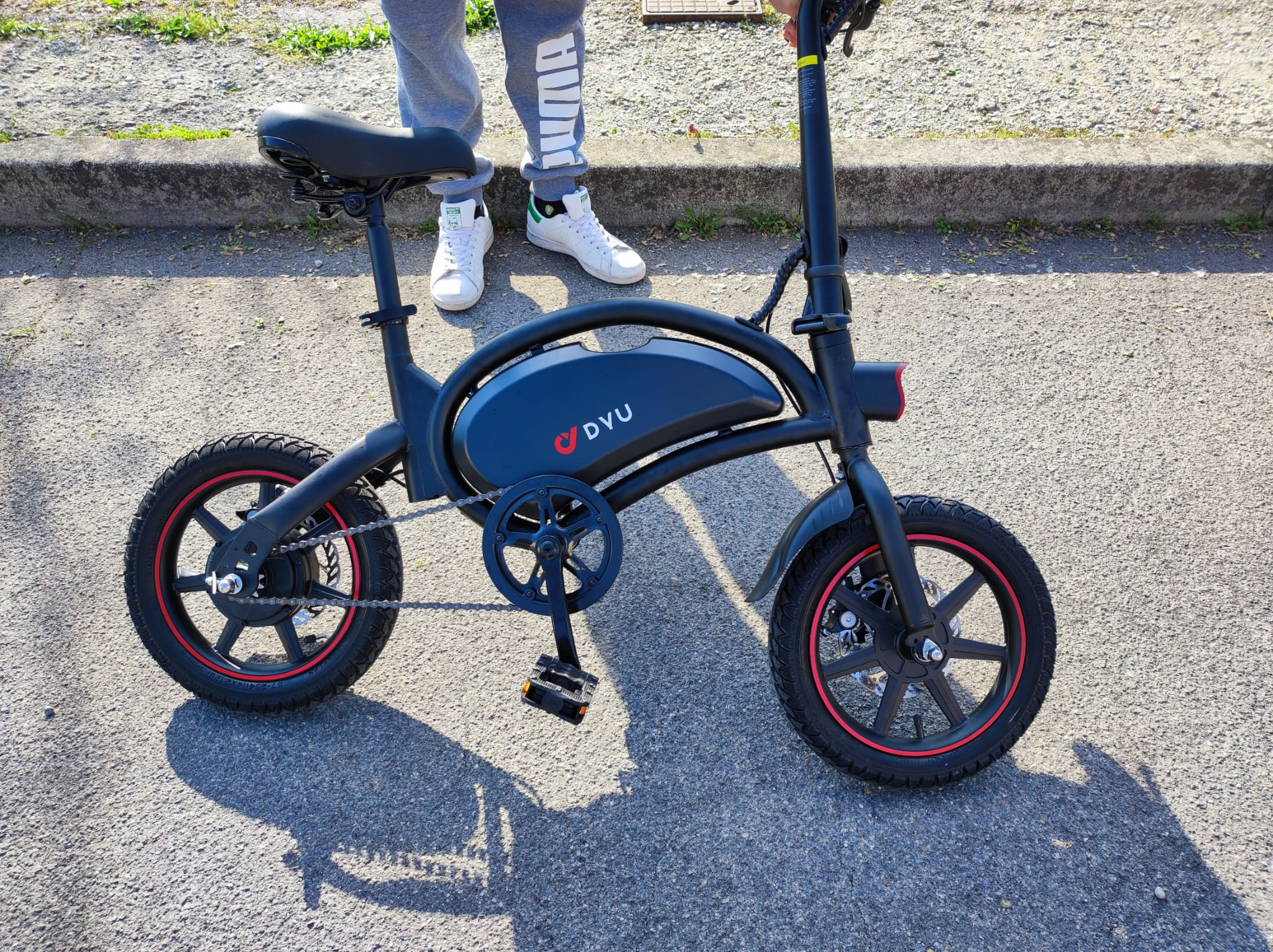 DYU D3F review: a mini electric bicycle to be discovered