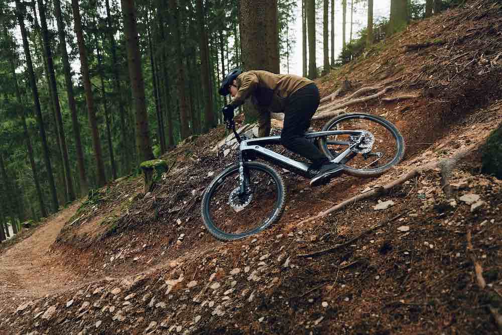 Porsche takes to the track, with the Cross Performance and Performance EXC trail e-bike, source sito1