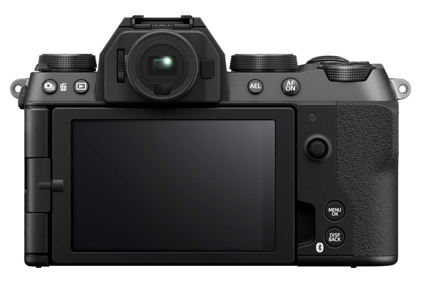 FUJIFILM X-S20: preview and first impressions