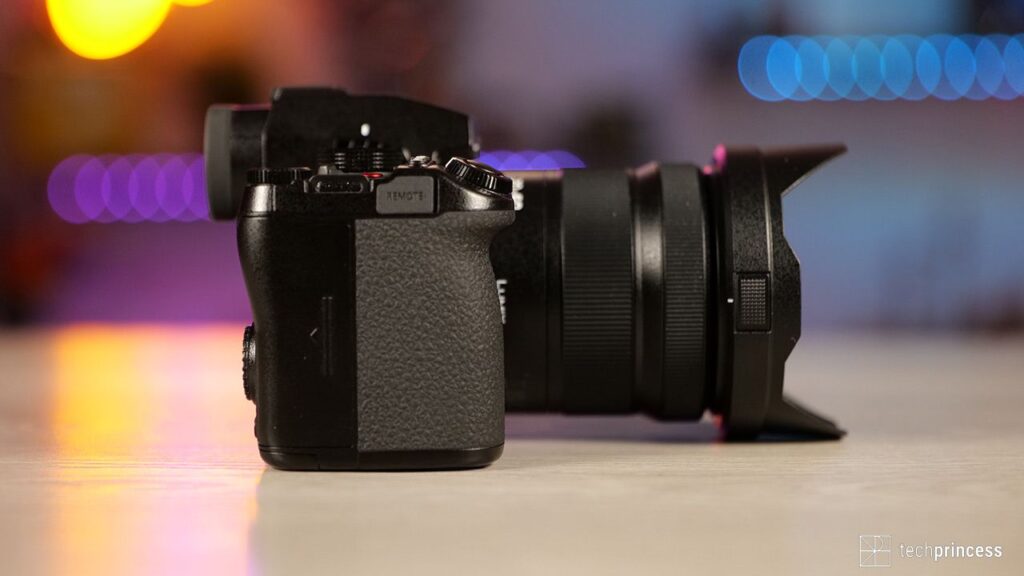 Panasonic Lumix S5 II profilo