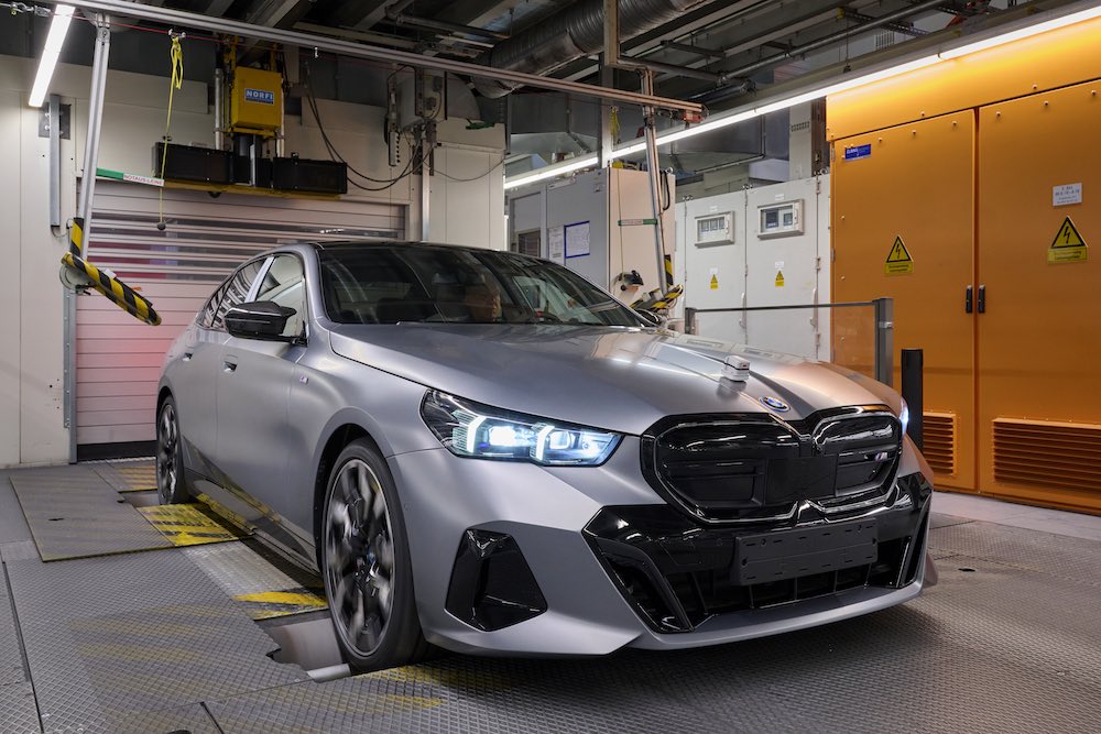 BMW 5 Series and BMW i5, starting production at the BMW Group plant in Dingolfing, source press office
