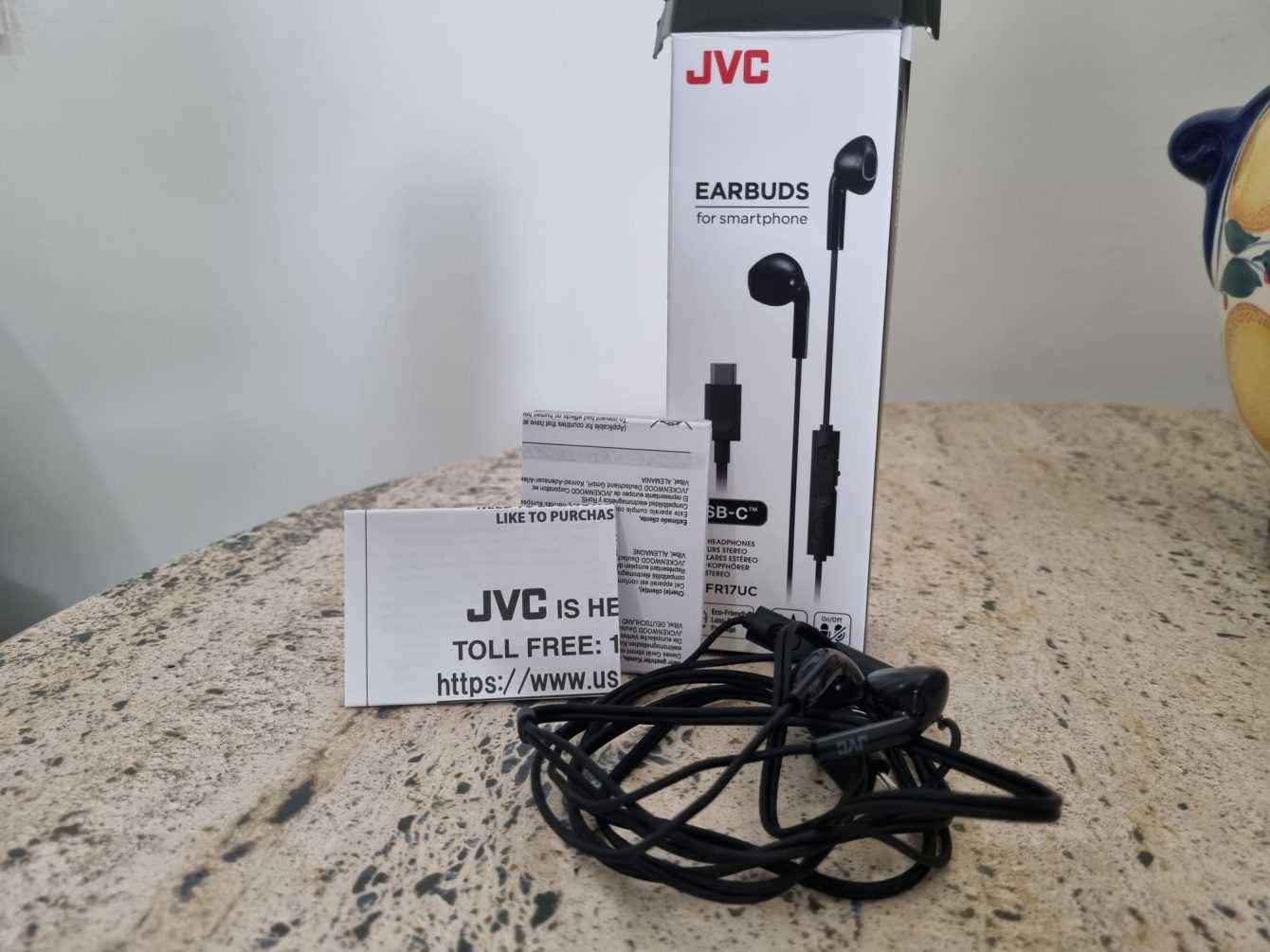 JVC HA-FR17UC earphones review: excellent quality at the right price!