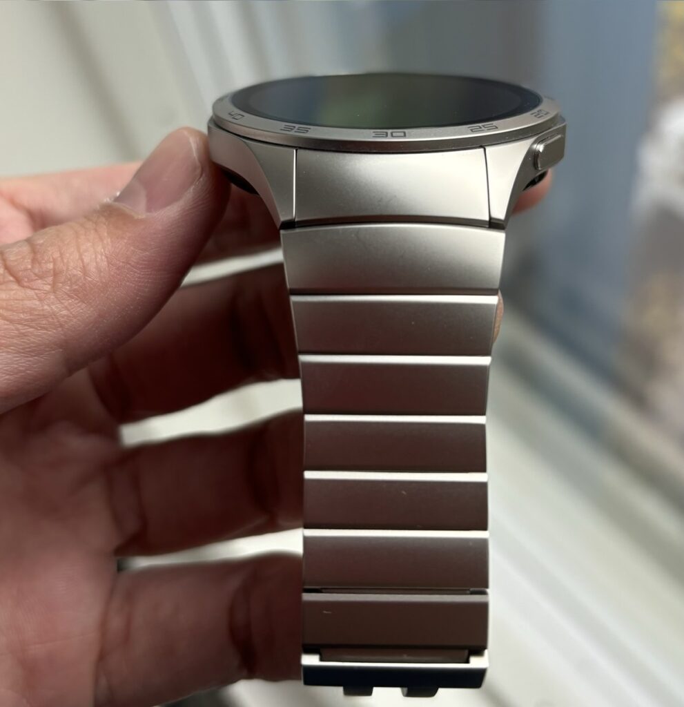 Huawei Watch GT 4 recensione1 1