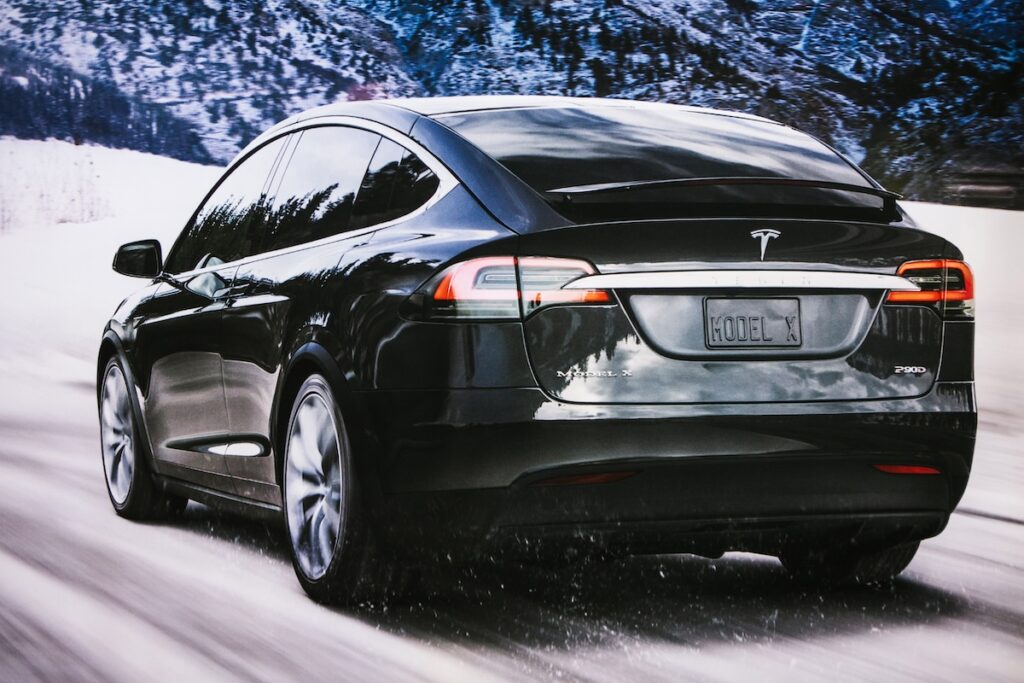 cold electric cars. Photo: DepositPhotos