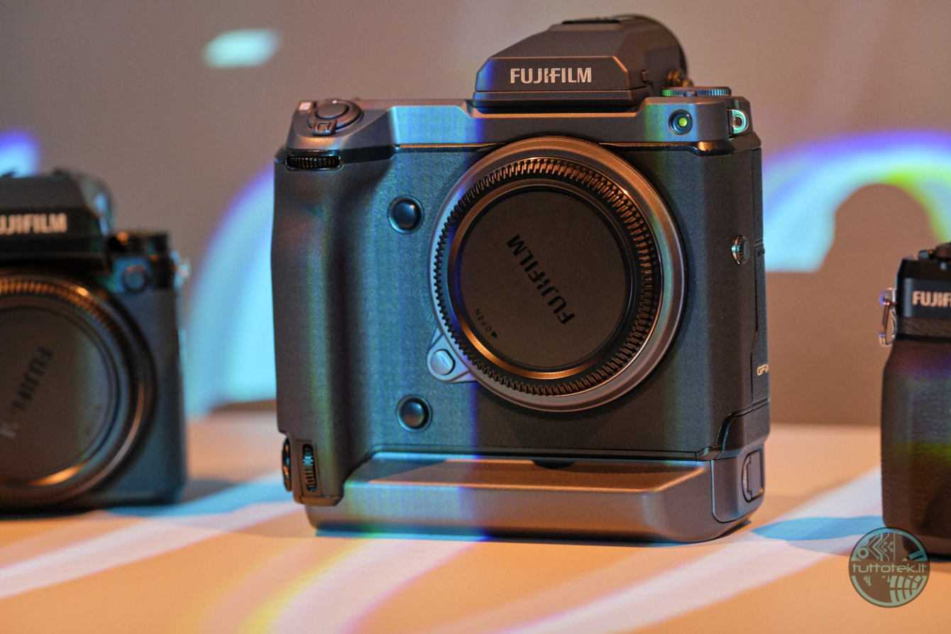 Fujifilm GFX 100: preview and first impressions