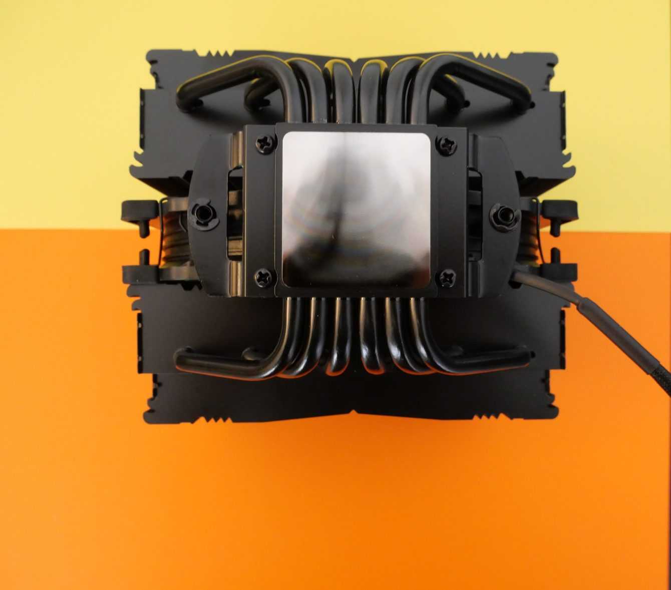 Noctua NH-D15 chromax.Black review: the best air cooler?