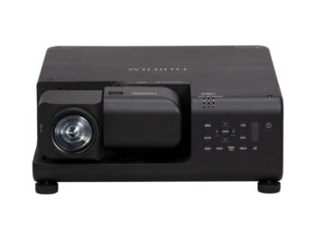 FUJIFILM PROJECTOR Z8000: the new versatile projector