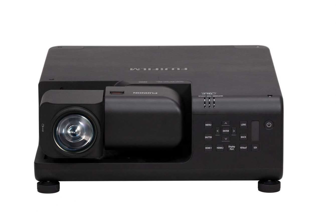 FUJIFILM PROJECTOR Z8000: the new versatile projector