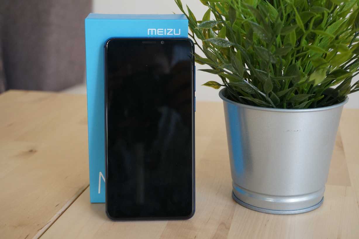 Meizu M8 review: direct attack on the entry-level range