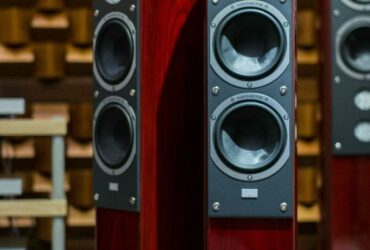 What is the difference between Hi Fi and home theater?