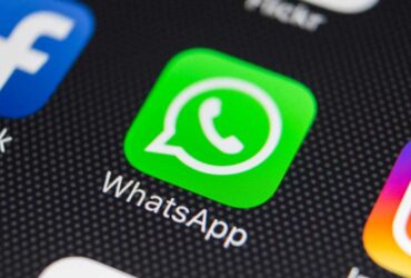WhatsApp down: messaging app problems