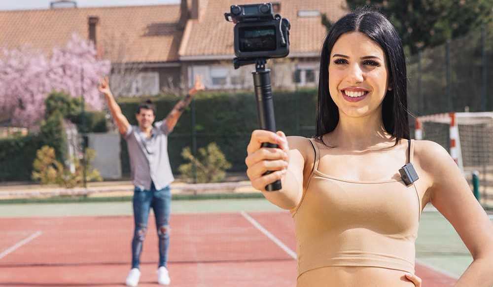 Hollyland kit LARK 150 Solo: new wireless microphones for vloggers