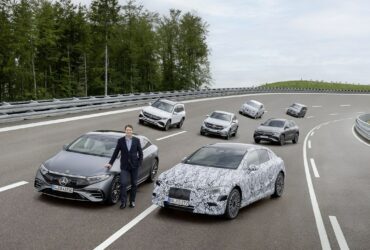 Mercedes-Benz accelera ancora: entro il 2030 produrrà solo modelli elettrici thumbnail