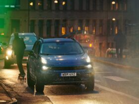 Lynk&Co 01 arriva in Italia: il primo SUV e la "Netflix delle auto" tra abbonamenti mensili e condivisione thumbnail