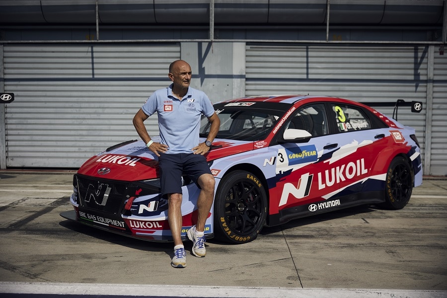 hyundai driving experience tarquini