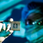 Intel produrrà alcuni chip di Qualcomm thumbnail