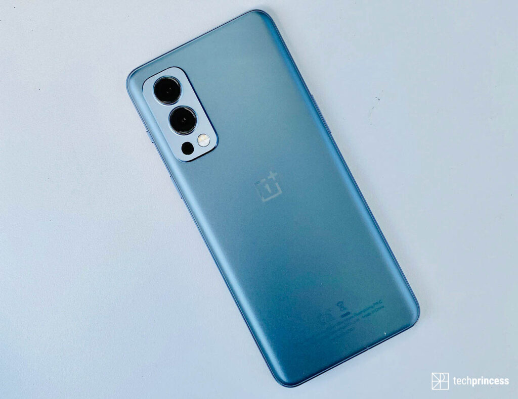 OnePlus Nord 2 design review