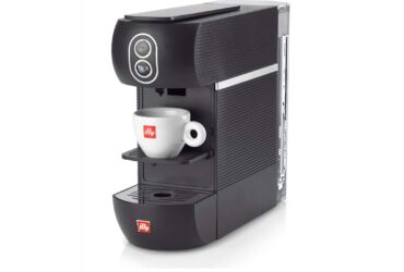 Illy presenta la nuova macchina del caffè illy ESE, piccola e compatta thumbnail