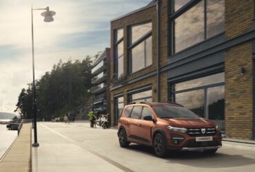 Dacia Jogger, la familiare della Casa romena è arrivata: essenziale, versatile e spaziosissima thumbnail