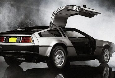 La DeLorean ritorna al futuro: elettrica e a idrogeno thumbnail