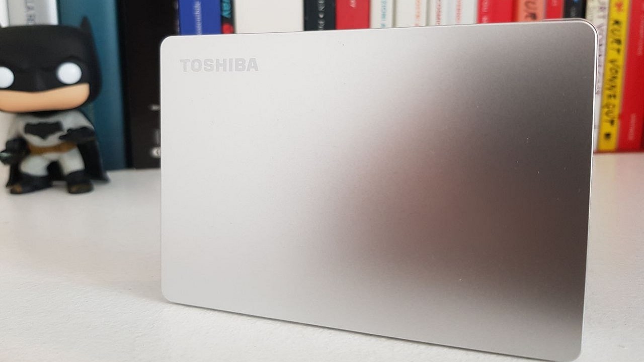 Recensione di Toshiba Canvio Flex, memoria con stile thumbnail