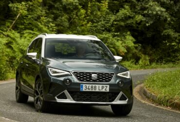 SEAT Arona, la prova su strada del restyling: più rude fuori, ancora più gentile dentro thumbnail