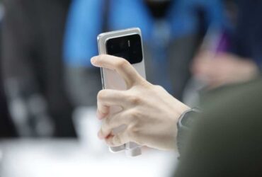 Attenzione ai microfoni accesi sui vostri smartphone: parla il Garante della privacy thumbnail