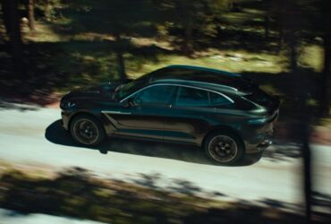 Aston Martin DBX si lancia in un grande progetto cinematografico thumbnail