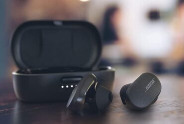 Bose rilascia un aggiornamento software per gli auricolari QuietComfort thumbnail