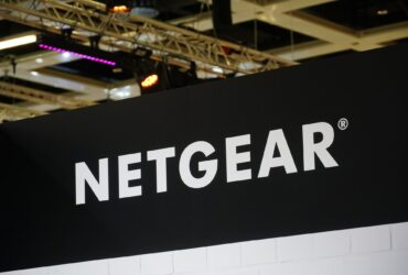 Arriva il nuovo ripetitore Mesh WiFi 6 EAX12 di NETGEAR thumbnail