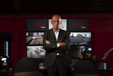 Pierluigi Collina è il protagonista della campagna Vodafone sulla sicurezza stradale thumbnail