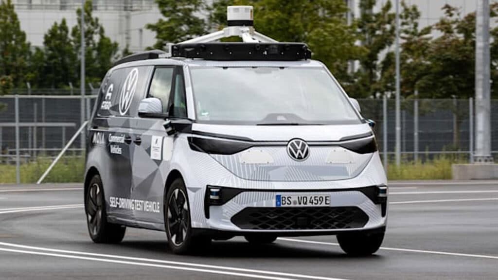 minivan autonomous driving volkswagen id.buzz