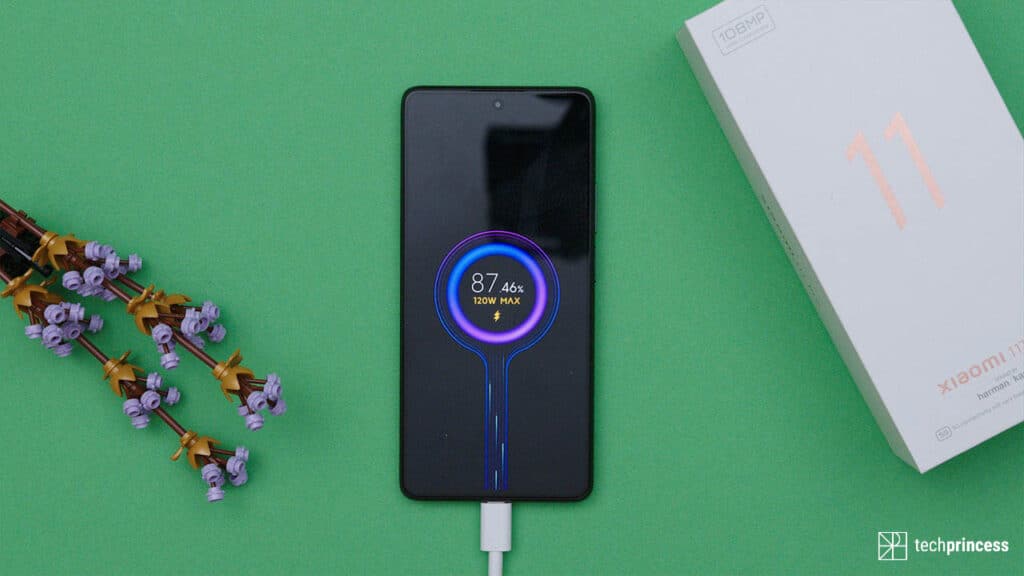 Xiaomi 11T Pro recharges at 120 watts