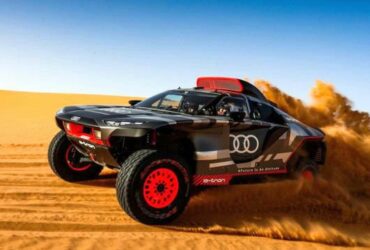 Audi presenta la RS Q e-tron che sfiderà le dune della Dakar 2022 thumbnail