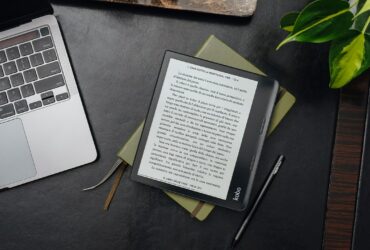 Kobo Sage e Kobo Libra 2, due eReader impermeabili per leggere ovunque thumbnail