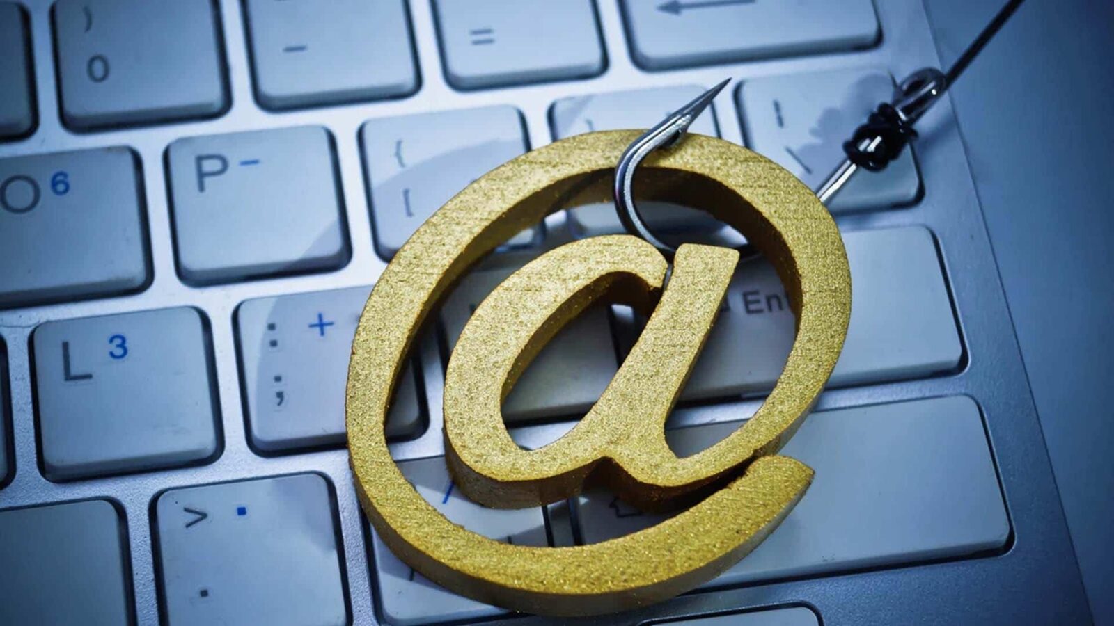 Il phishing costa 680 mila euro alle aziende thumbnail