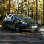 Tesla Model 3 è l'auto più venduta a settembre, è la prima n°1 elettrica thumbnail