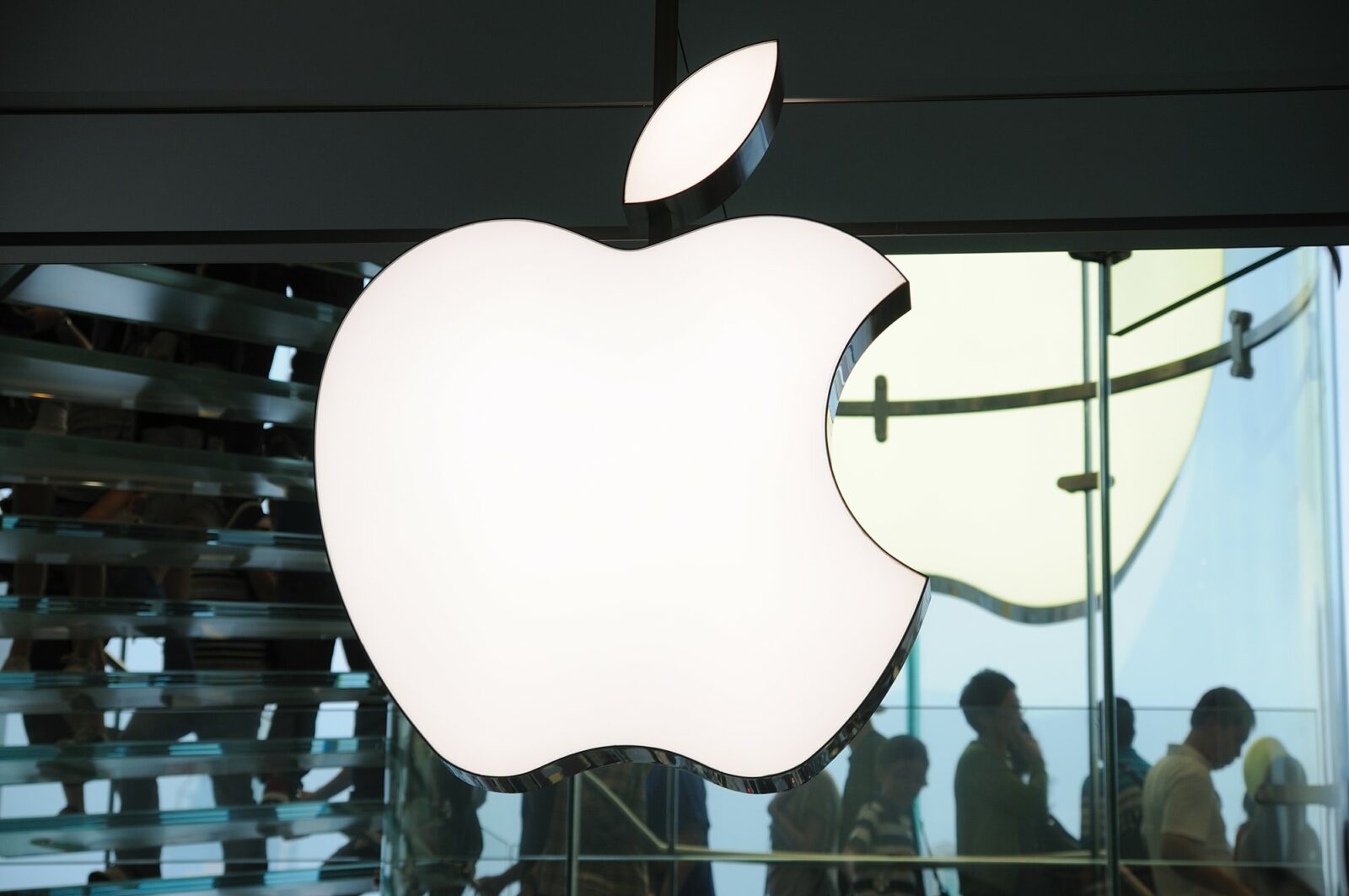 Apple di nuovo sotto la lente d’ingrandimento dell’antitrust UE thumbnail