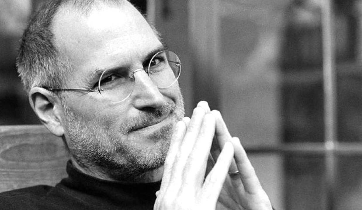 Apple celebra Steve Jobs per il decimo anniversario dalla sua morte thumbnail