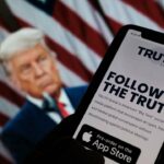 Donald Trump lancerà un nuovo social network chiamato Truth Social thumbnail