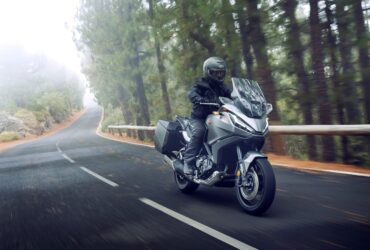 L’elegante Honda NT1100 spalanca per porte alla nuova era del Touring thumbnail