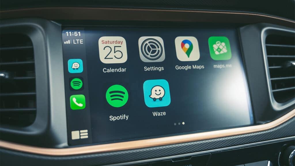 Apple CarPlay functionality