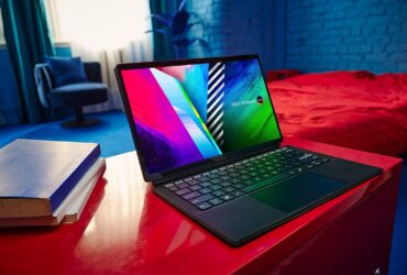 Asus VivoBook 13 Slate OLED: l'equilibrio perfetto tra intrattenimento e produttività thumbnail