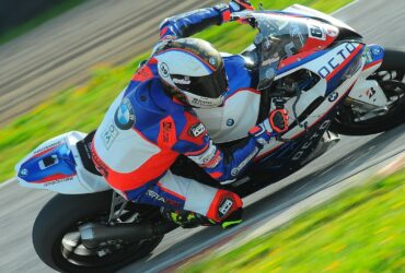 Emiliano Malagoli in sella alla BMW S 1000 RR si conferma campione thumbnail